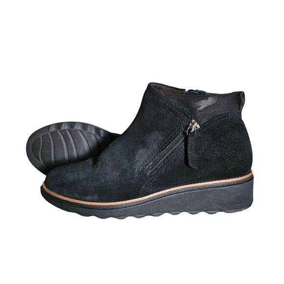 Clarks Collection, Sharon Ease, Black Suede, Leather, Ankle Booties, Size 8 - Picture 1 of 11